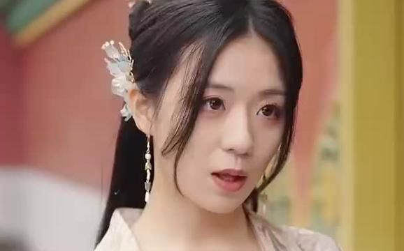 穿奢侈品的皇后全集(大结局)